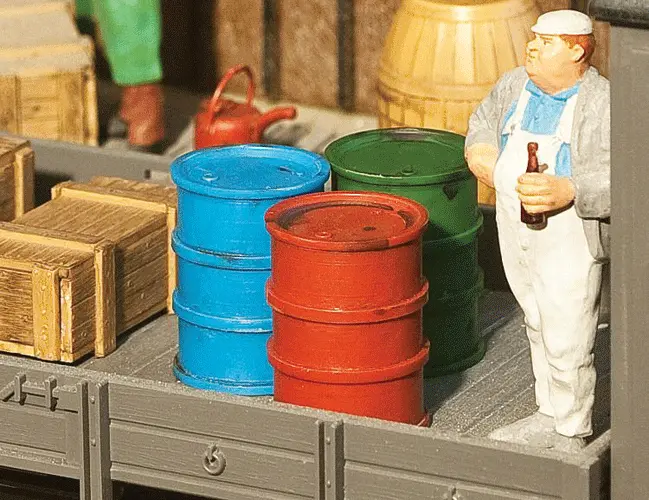 2 Oil Barrels & Can 1