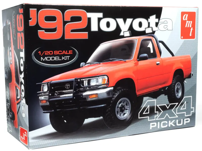 '92 Toyota 4X4 Pickup (1/20 Scale) Plastic Vehicle Model Kit 1