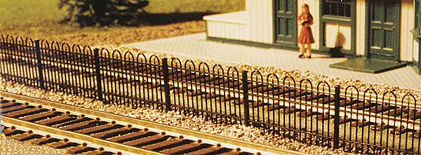 Hairpin Style Fence -- Kit - Approximate Length: 15-1/2" 39.4Cm 1