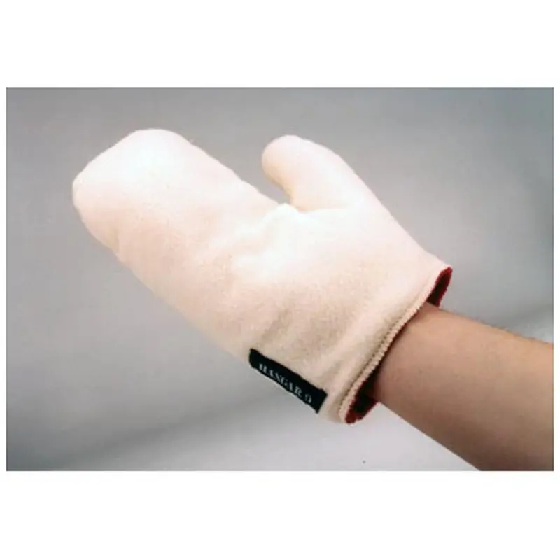 Hangar 9 Covering Glove 1