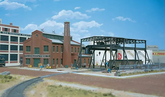 Walthers Cornerstone Vulcan Manufacturing Co. Plastic Ho Building Kit 1